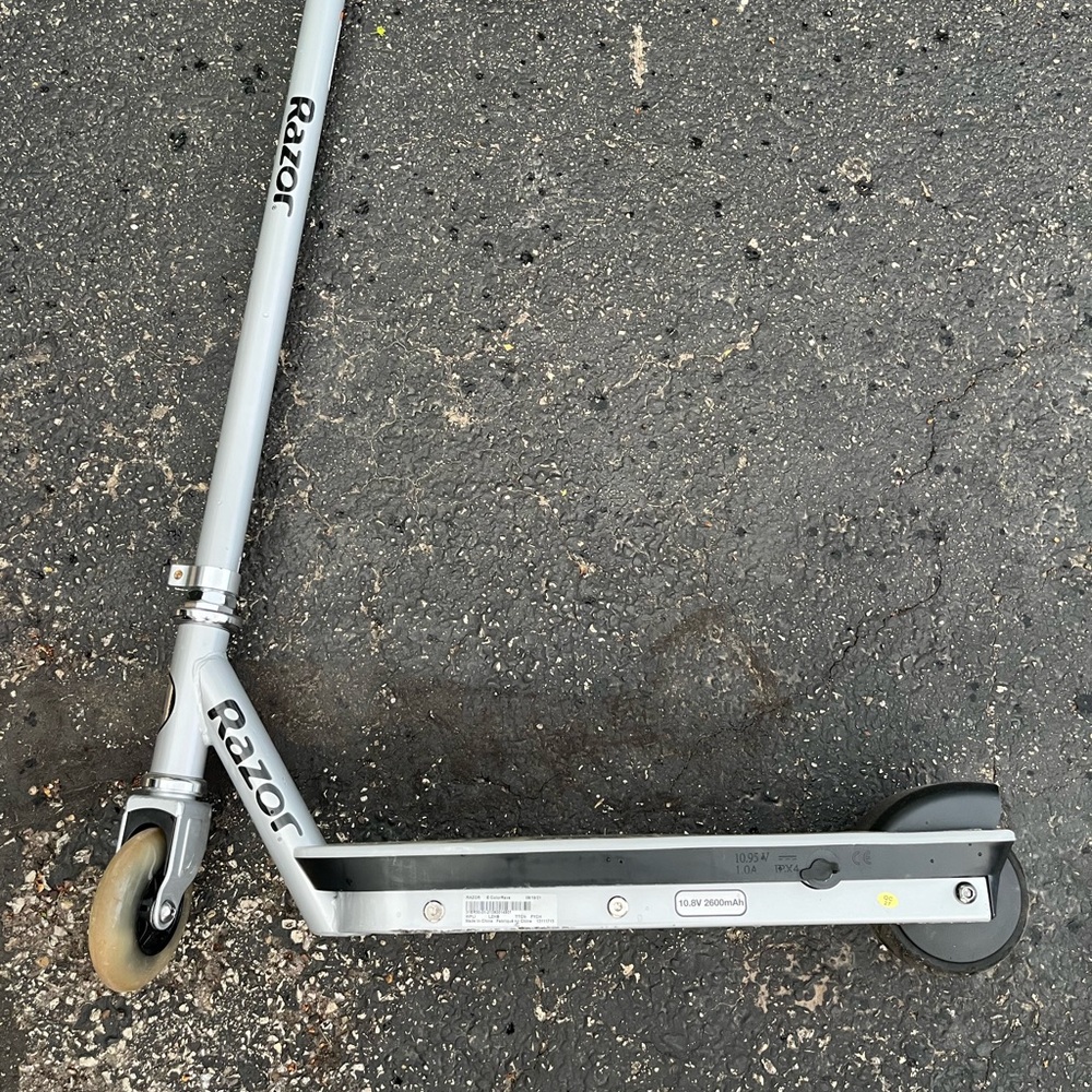 Razor Metallic Gray Scooter